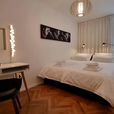 Bob Luxury Design & Sea View Apartment Split